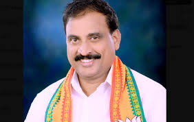 puu john kumar.jpg